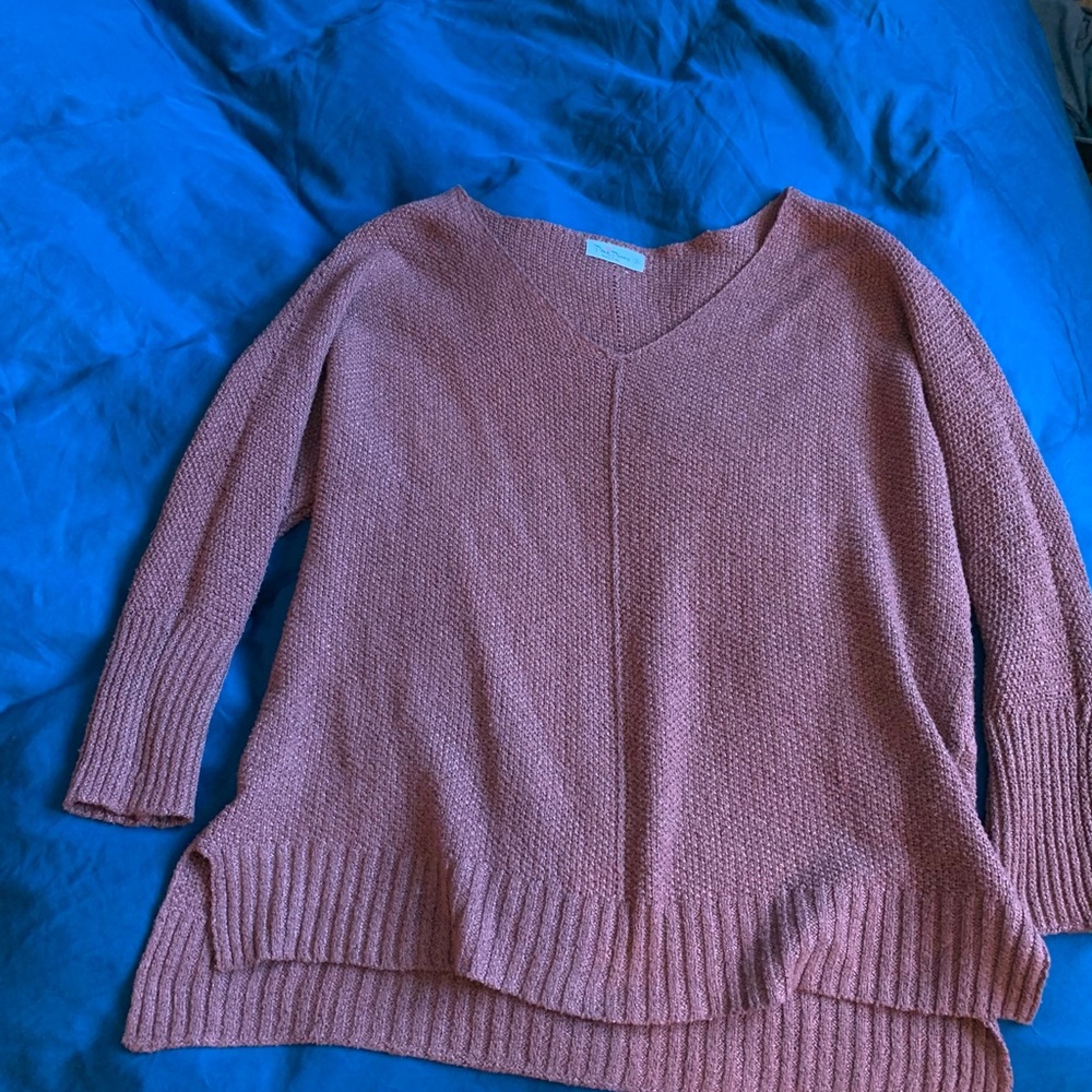 Long sleeved knit